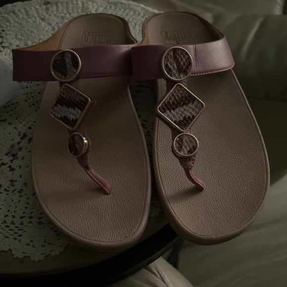 Fit Flops size 7 - Picture 2 of 3